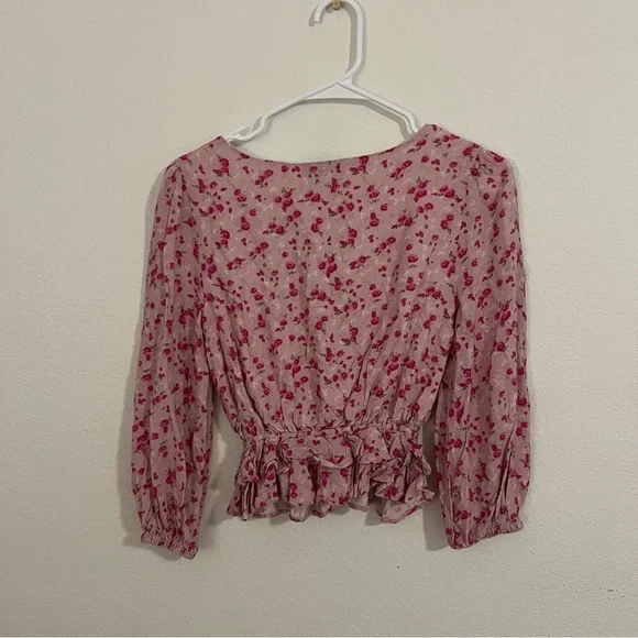 MAJORELLE Chrissa Top in Mauve Ditsy - Picture 6 of 6